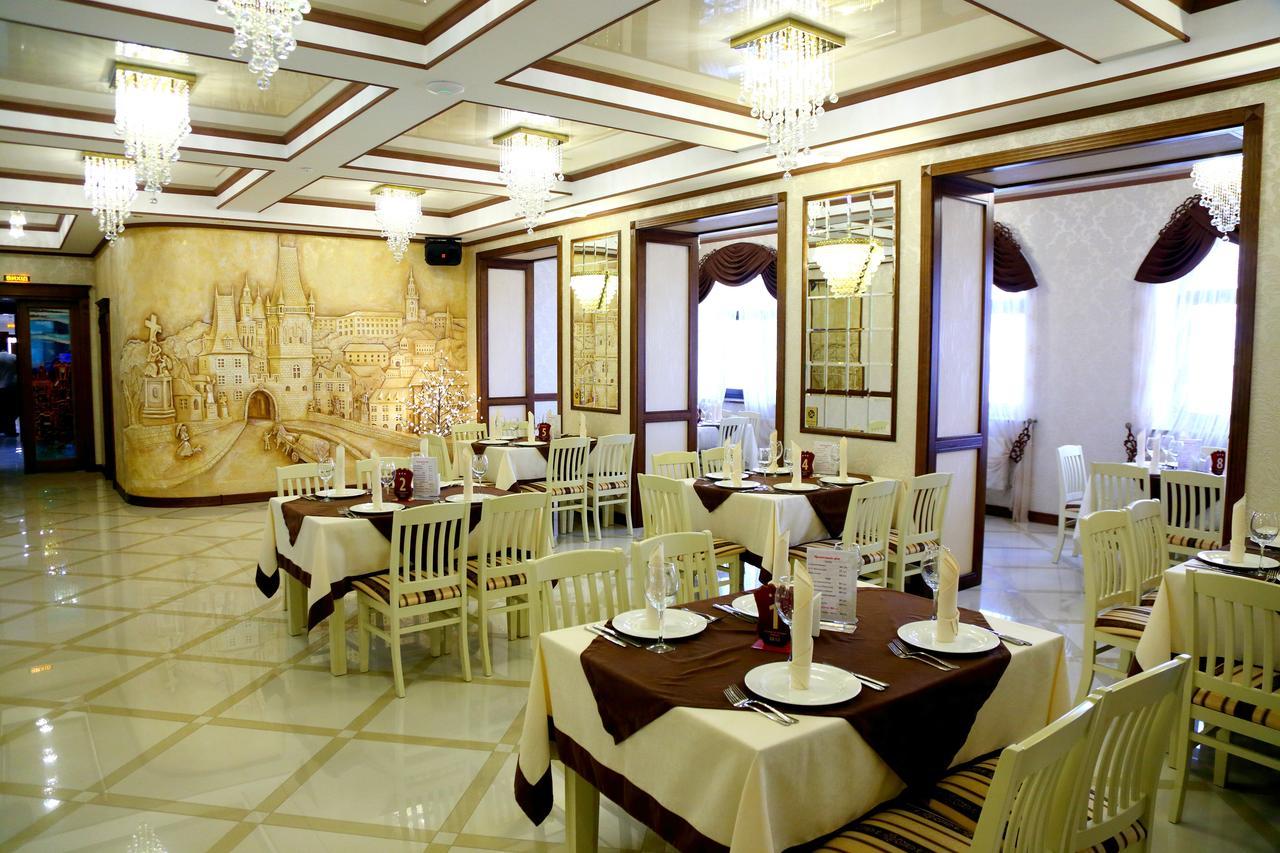 Best Hotel And Restaurant Complex Dunaivtsi Dış mekan fotoğraf